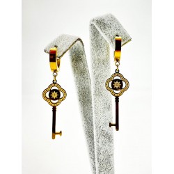 Gold Anahtar Detaylı Küpe